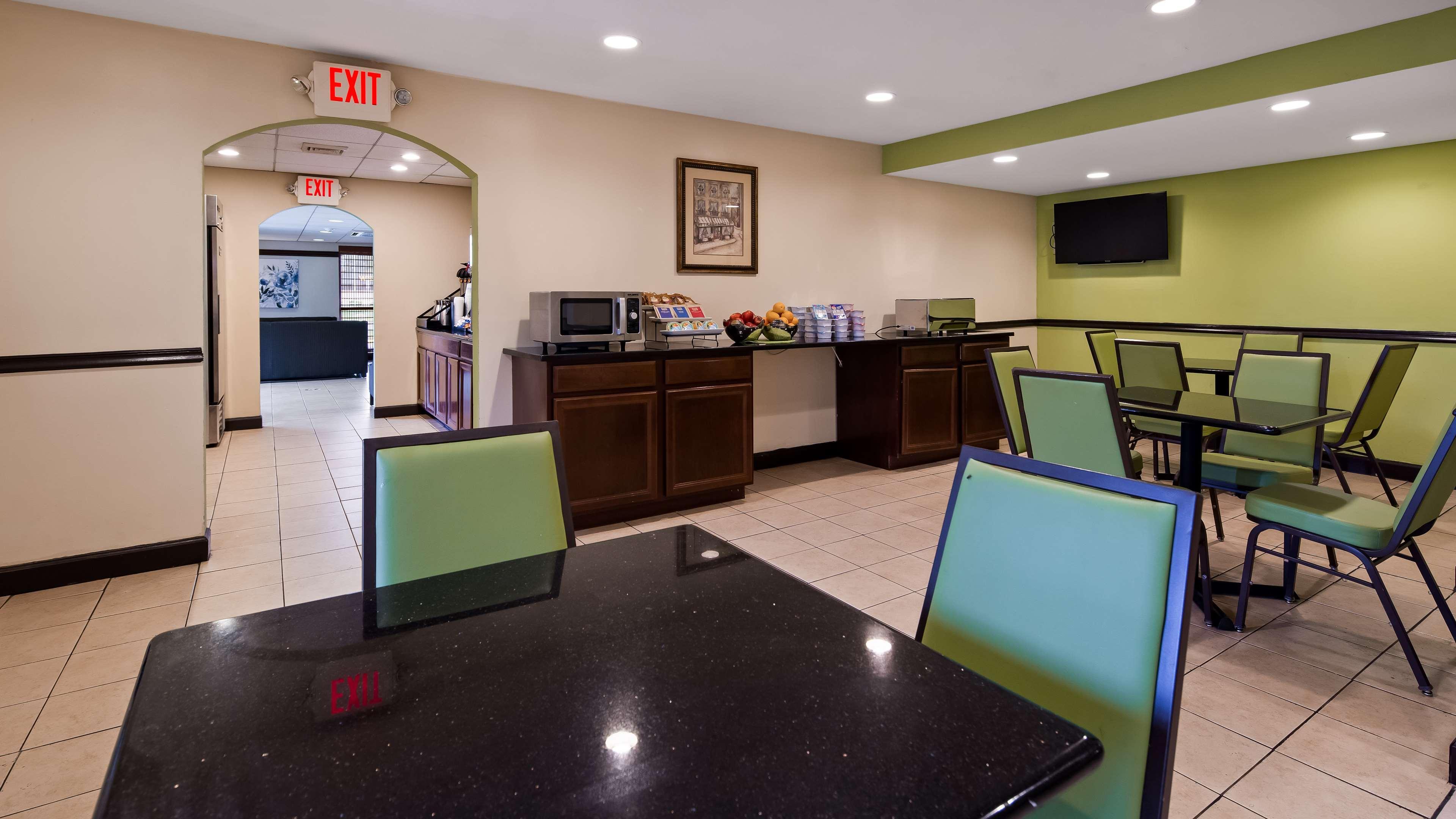 SureStay Hotel by Best Western East Brunswick Exterior foto